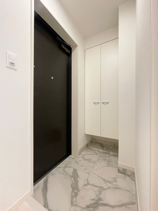 カスタリア旗の台 玄関