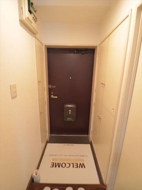 シャトーヤジマ 玄関