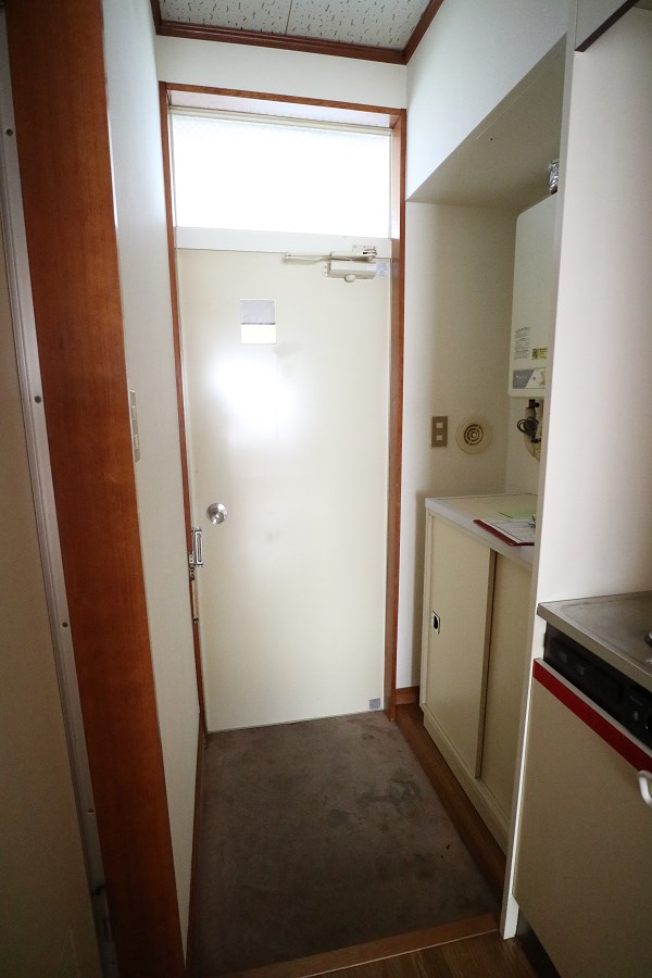 サニーウィング 玄関