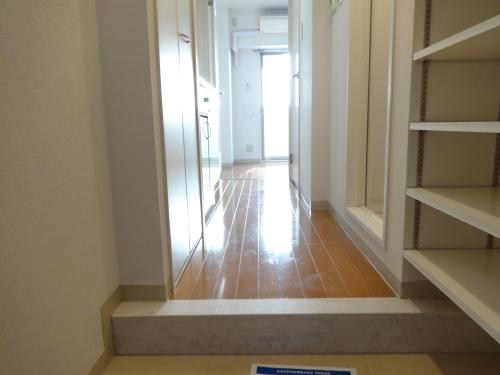 ビエンツ杉田 玄関