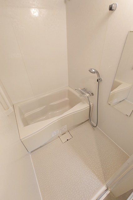 パシフィックロイヤルコートみなとみらいアーバンタワー 風呂画像