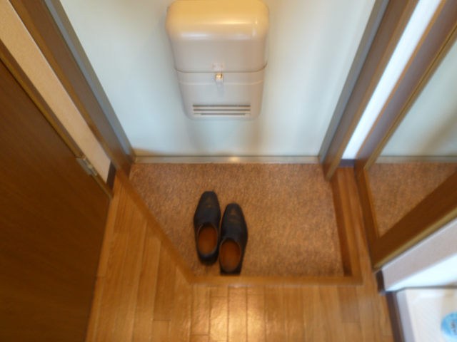 ステラ東門前 玄関