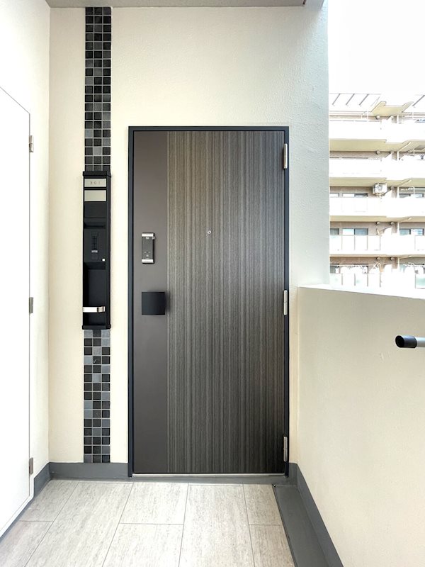 ニューガイア川崎№70 玄関