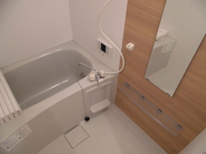 新川崎ヴィラージュA 風呂画像