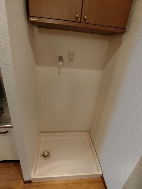 &#12473;&#12479;&#12472;&#12458;&#12540;&#12493;&#24336;&#30058;&#39208; &#12381;&#12398;&#20182;6