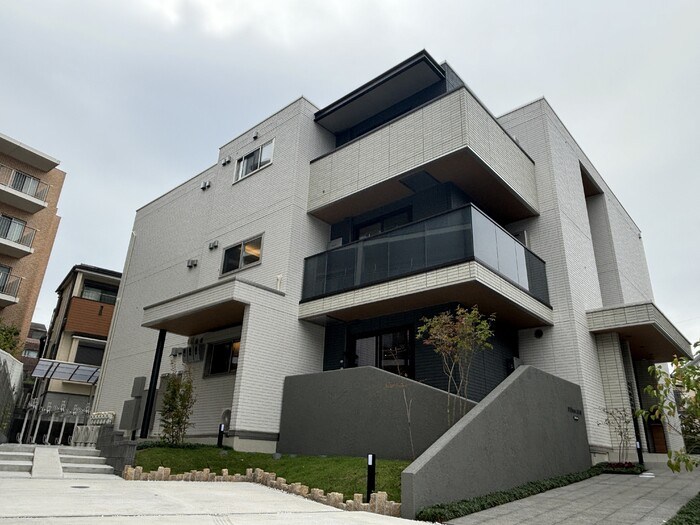 D&rsquo;Bless上大岡 外観