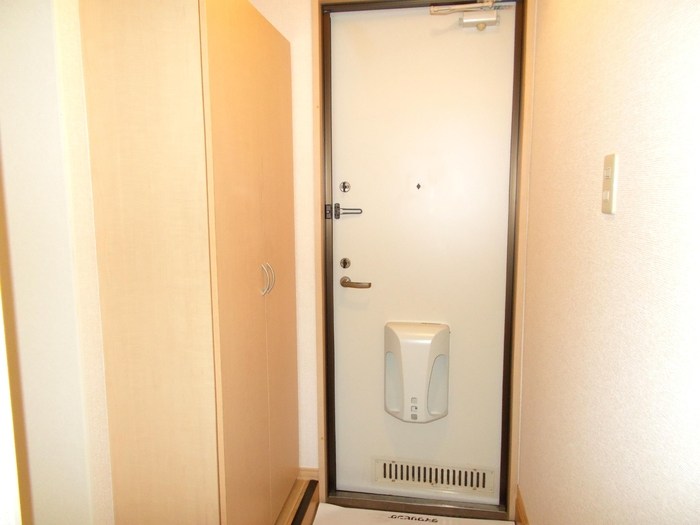 アンソレイユ港南台 玄関