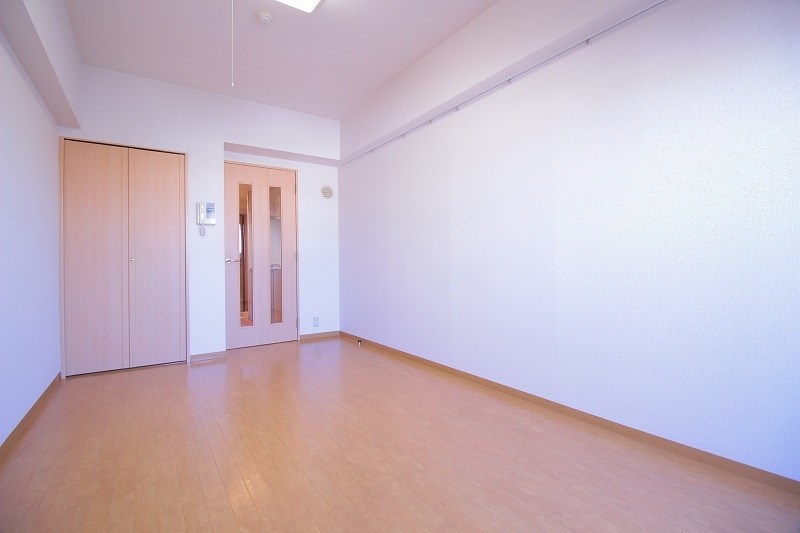 ローズガーデンカスタリア ベッドルーム