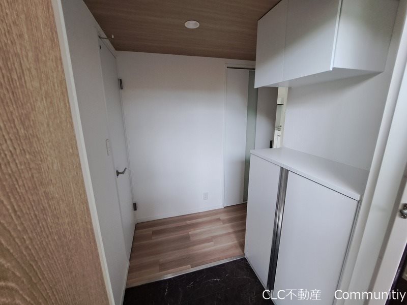 サンブライト塩焼  玄関