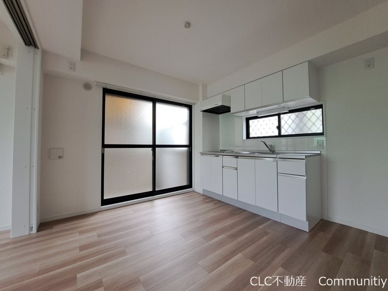 サンブライト塩焼  リビング