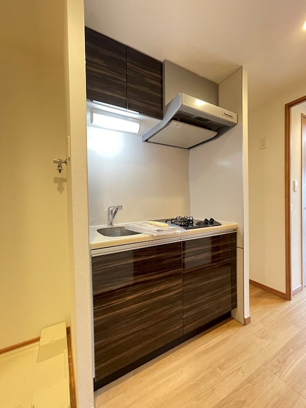 &#12464;&#12521;&#12531;&#12459;&#12540;&#12469;&#34892;&#24499; &#12461;&#12483;&#12481;&#12531;