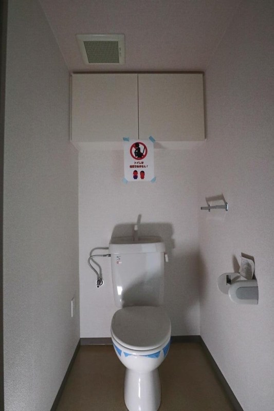 &#12463;&#12524;&#12540;&#12523;&#12288;&#12475;&#12531;&#12488;&#12521;&#12523; &#12381;&#12398;&#20182;4