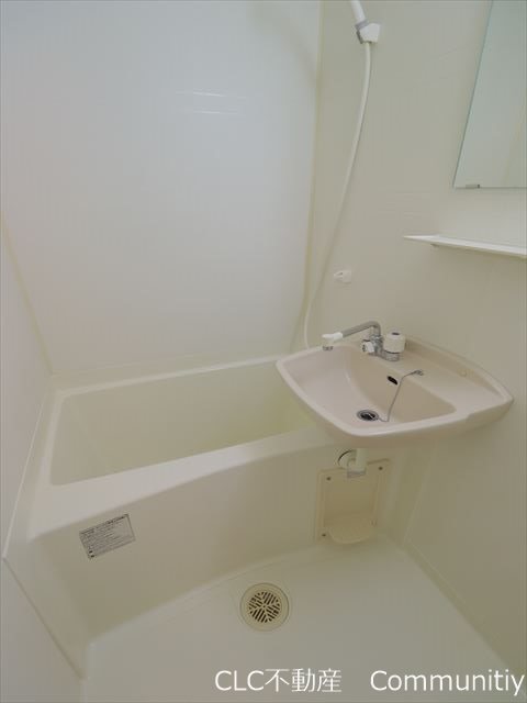 リリーテラスＣ 風呂画像