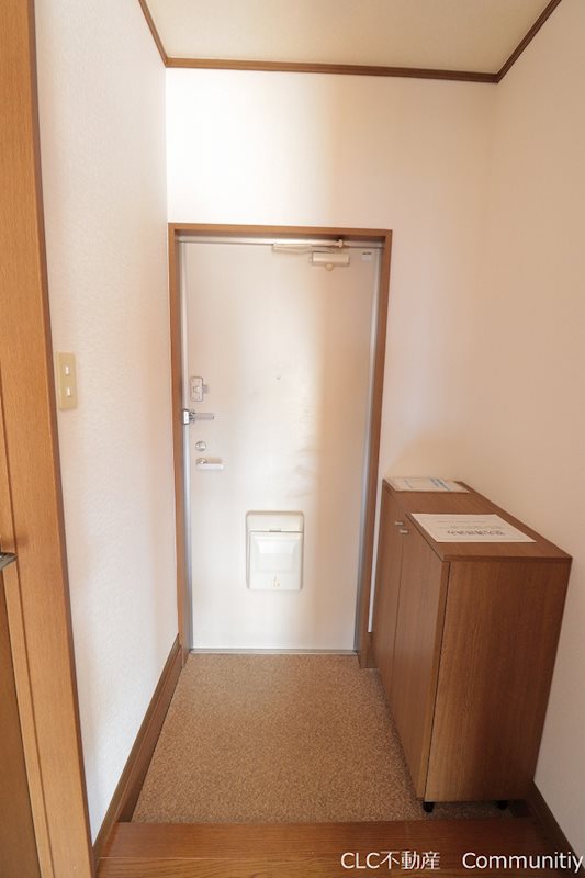 メゾンマリーン 玄関