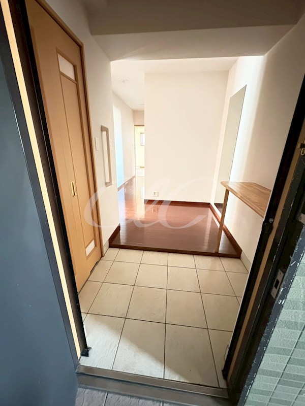 ル・パルクメゾン蒔田 玄関