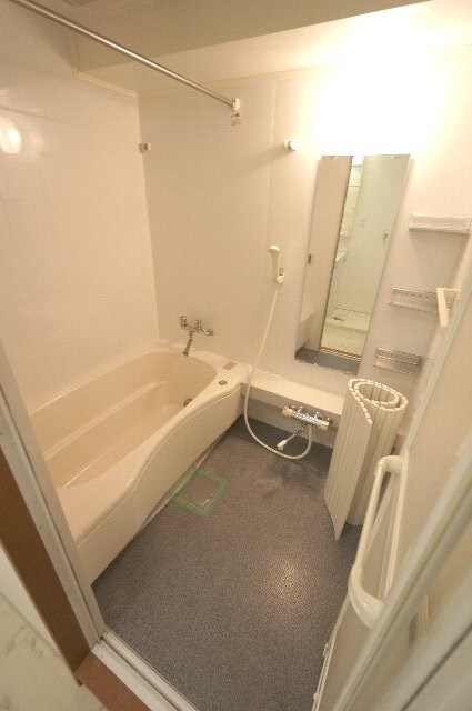 エバーグリーン 風呂画像