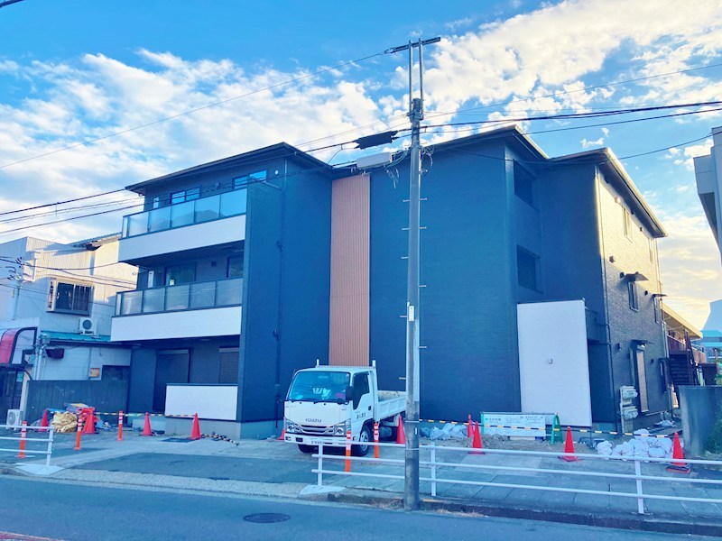 ＧＲＡＮＤＥＵＲ（グランドゥール） 外観