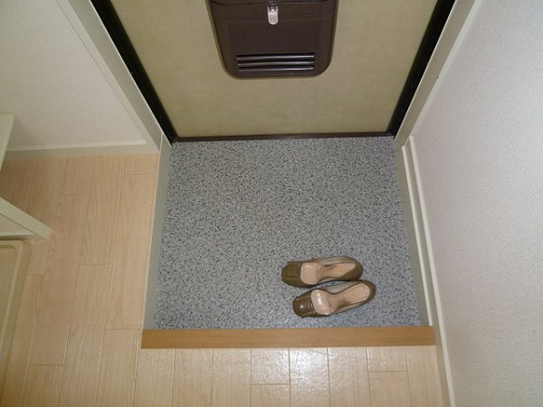 フラット佐藤 玄関