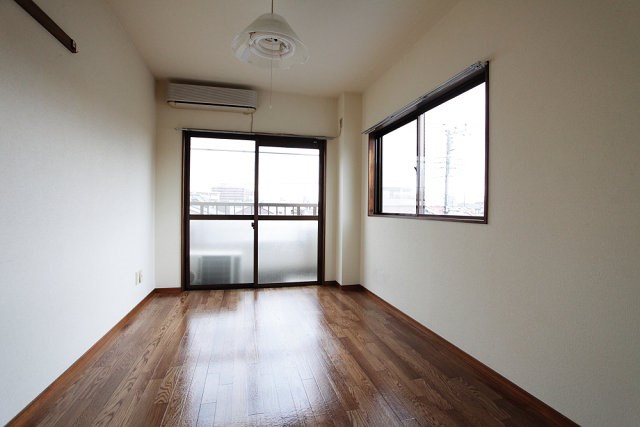 フラット佐藤 ベッドルーム