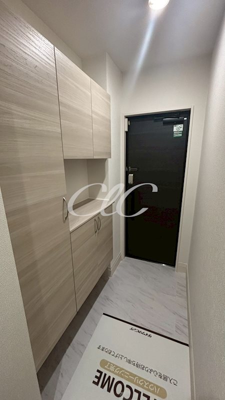 D Paina 旭町 玄関