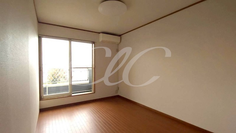 ドミール杉田 リビング