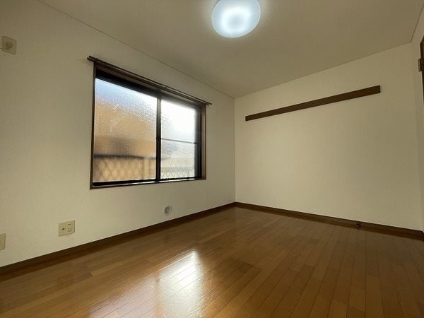 ブリリアント・アイ リビング