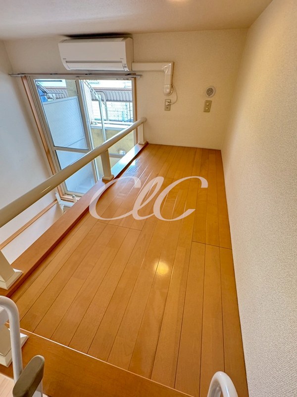 ユーロステージ ベッドルーム