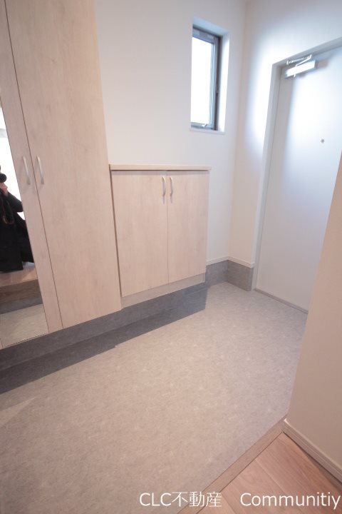 Theios filia（テイオス　フィリア） 玄関