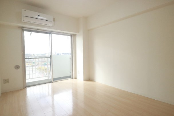 第二コーポ代田 リビング