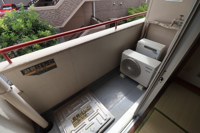 グリーンハウスクスノキ ベランダ