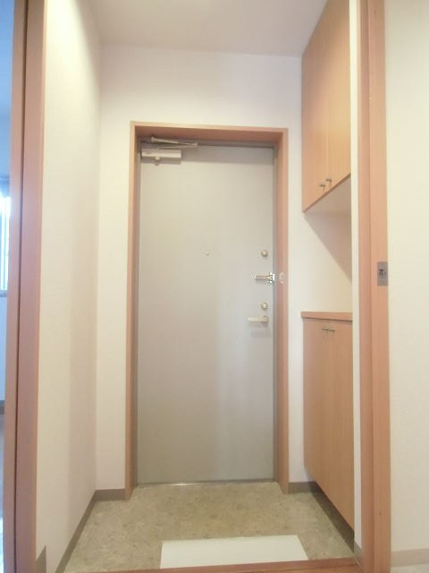 CASA　LIVERTA 玄関