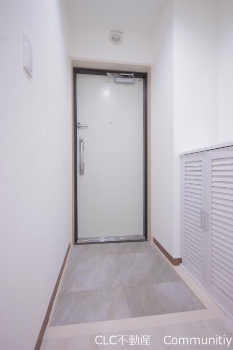 ソシアル末広 玄関