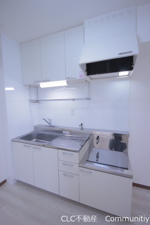 ソシアル末広 キッチン