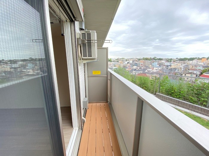 オリヴィア山手 ベランダ