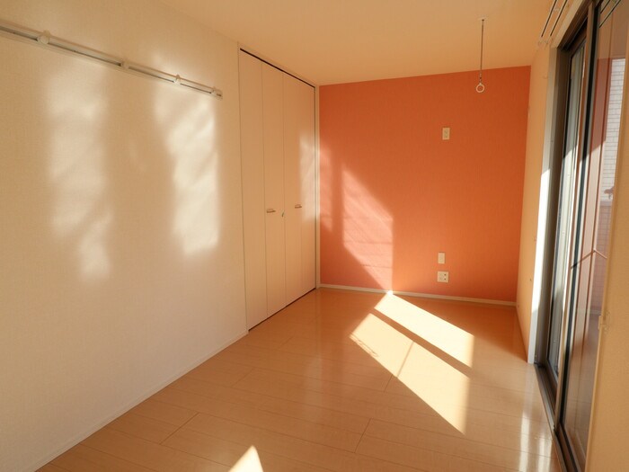 ドルチェ伊勢町 ベッドルーム