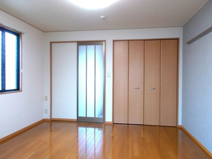 ハイム安井伍番館 リビング