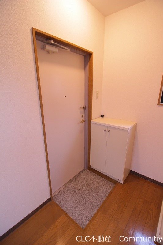 第５三和ビル  玄関