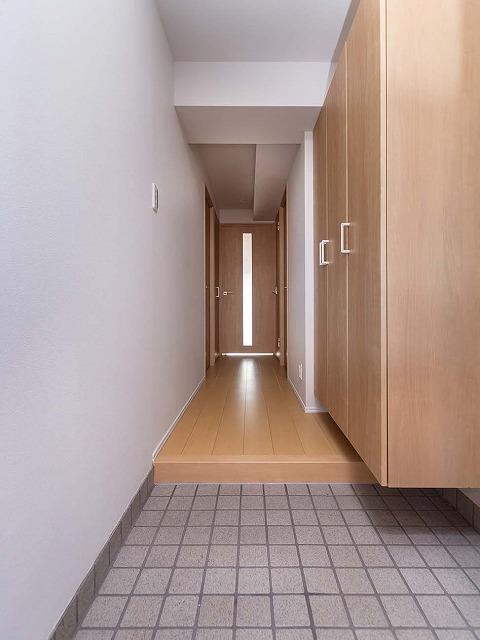 リブレスト川崎 玄関