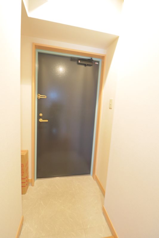 ＬＥＯ参拾四番館 玄関