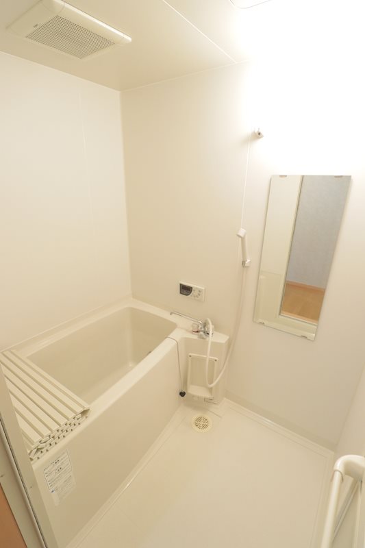 ＬＥＯ参拾四番館 風呂画像