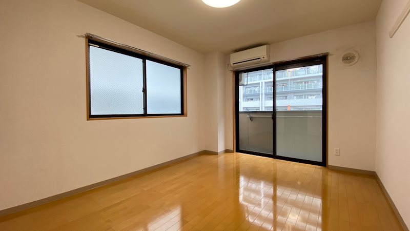 ラティーダ下並木Ⅱ リビング