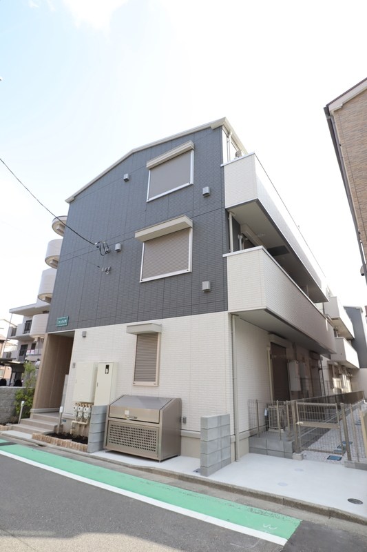 フォーチュンⅧ  305号室 外観