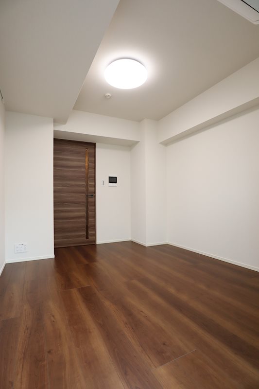 ＳＱＵＡＲＥ ＣＩＴＹ ＴＳＵＲＵＭＩ ＲＩＶＥＲＳＩＤＥ ベッドルーム