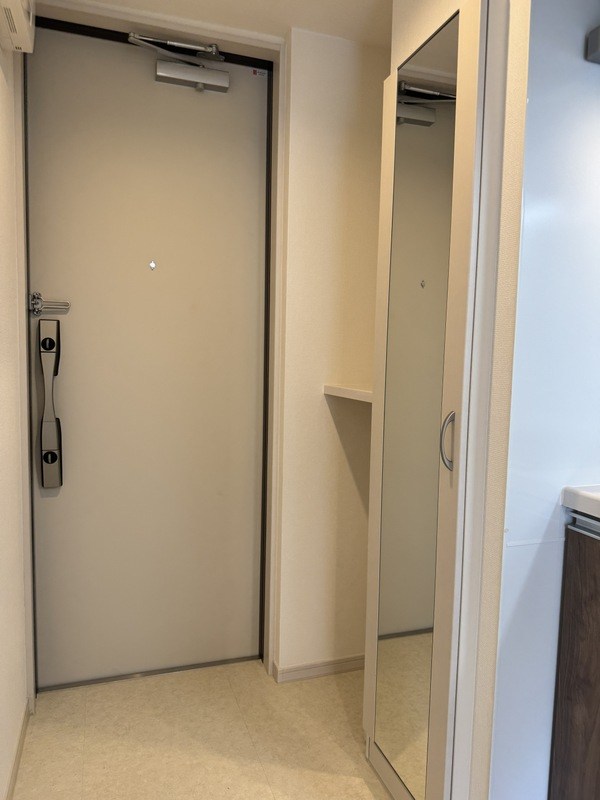 リブリ・井土ヶ谷 玄関