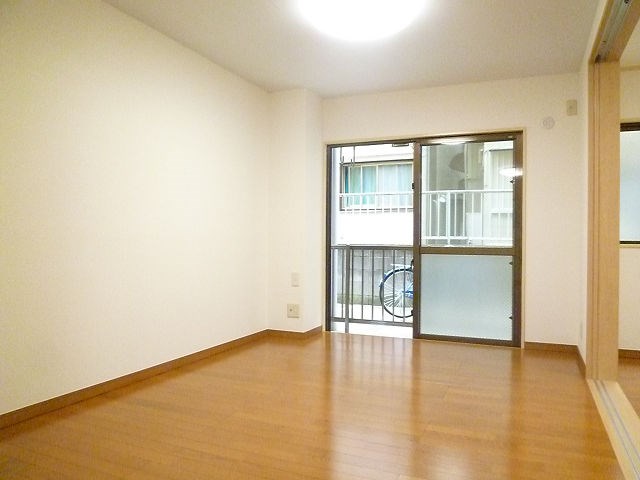 ティエムハイツ ベッドルーム