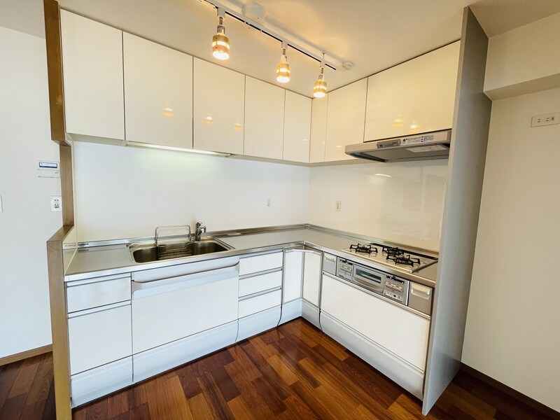 港南台駅前プラザ キッチン