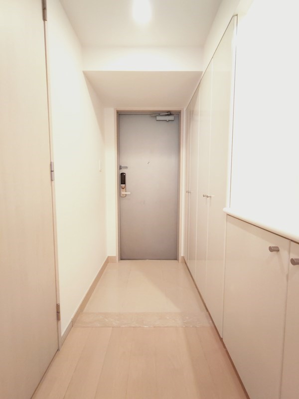 パシフィックロイヤルコートみなとみらいアーバンタワー 玄関