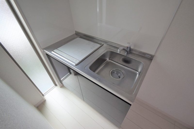 DEN杉田 キッチン