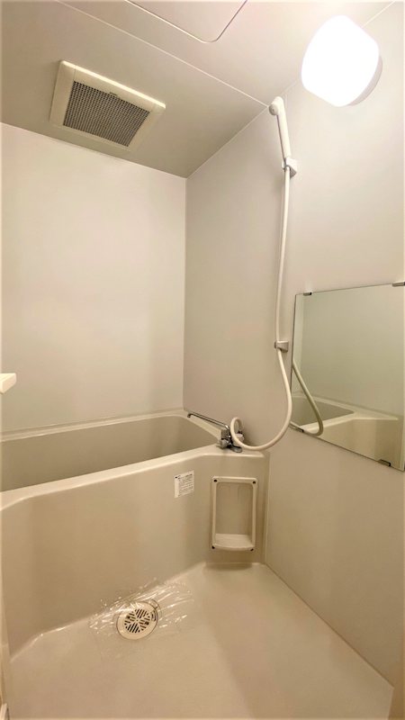 ラティーダ下並木 風呂画像