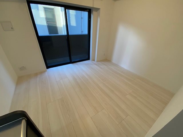 ＡＲＣＯＢＡＬＥＮＯ ＫＡＷＡＳＡＫＩ ＷＥＳＴ 玄関